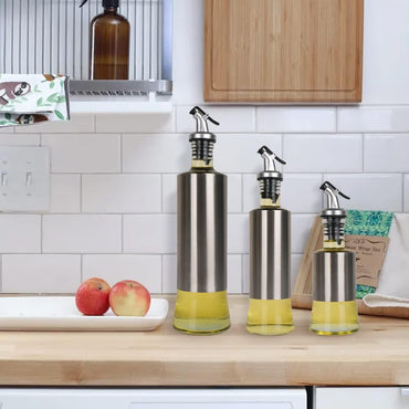 Oil Dispenser Bottle, Premium Glass Stainless Steel Cruet, Oil Pourer Spout,Use in Olive Oil/ Vinegar/Sauce/Sesme Oil/Pepper Oil 500 ML