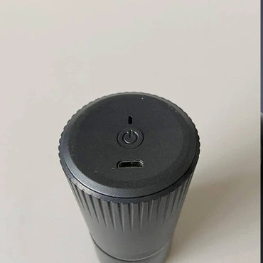 (net) Men Electric Shaver USB Rechargeable Low Noise Facial Beard Trimmer Home Car Use