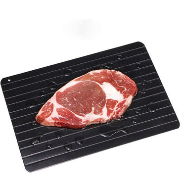 Thawing Plate Aluminum Alloy Quick Thawing Board Kitchen Tool for Freezing Quick Thawing Ingredients Such As Meat, Steak, Chicken and Fish-no Electricity, No Microwave (Black) / 116605