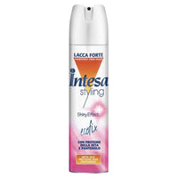 Intesa Hair Spray Strong Hold Shiny Effect 500ml - Karout Online -Karout Online Shopping In lebanon - Karout Express Delivery