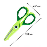 Deli E6071 School Scissors  13.5 cm - Karout Online -Karout Online Shopping In lebanon - Karout Express Delivery