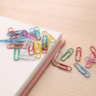 Deli E39716 Color Paper Clips 100 pcs 3.3 cm - Karout Online -Karout Online Shopping In lebanon - Karout Express Delivery