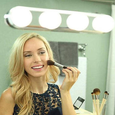 Studio Glow Make Up Light With Bright 4 LED Bulbs - Karout Online -Karout Online Shopping In lebanon - Karout Express Delivery