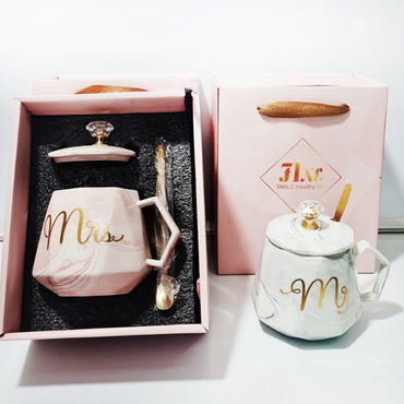 (Net) Elegant Mr and Mrs Ceramic Mugs