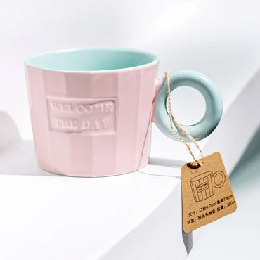 (Net) Ceramic Mug with Heat-Preserving Cap and Tea Spoon