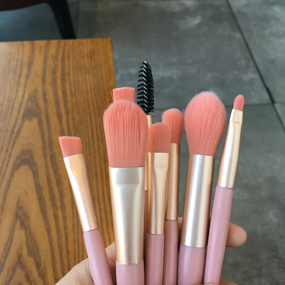 (NET)8 pcs Makeup Brushes Set