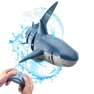 (NET) Remote Controlled Shark can Spray Water