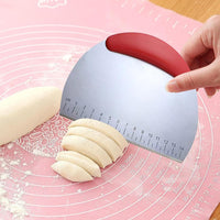 Round Dough Scraper Anti Rust Dough Scraper with Stable Rubber Handle