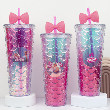 (NET) Barbie Plastic Cup With Straw 750 ML