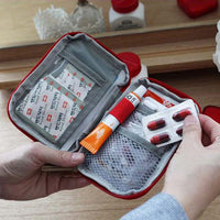 **(NET)**Mini Portable Medicine Bag First Aid Kit Medical Emergency Kits Organizer