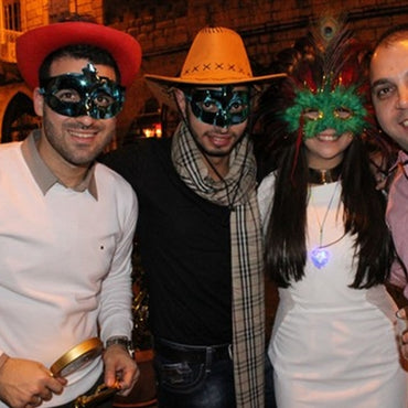 Multicolor Plastic Cotillion