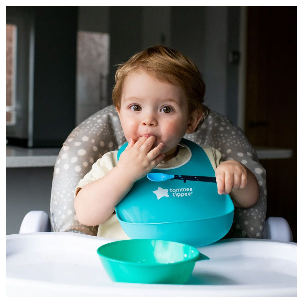 Tommee Tippee Comfi Neck Baby Feeding Bib – Soft Plastic Bib For Messy Eaters